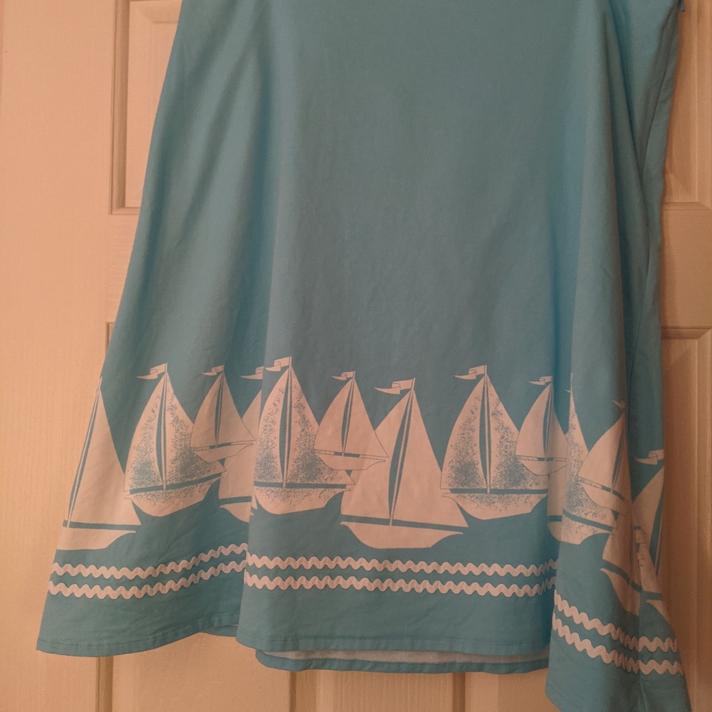 Sailboat skirt 97% cotton Christopher & Banks with ric-rac trim